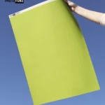 Fond d'un vert vibrant idéal pour des scènes estivale et rafraîchissante